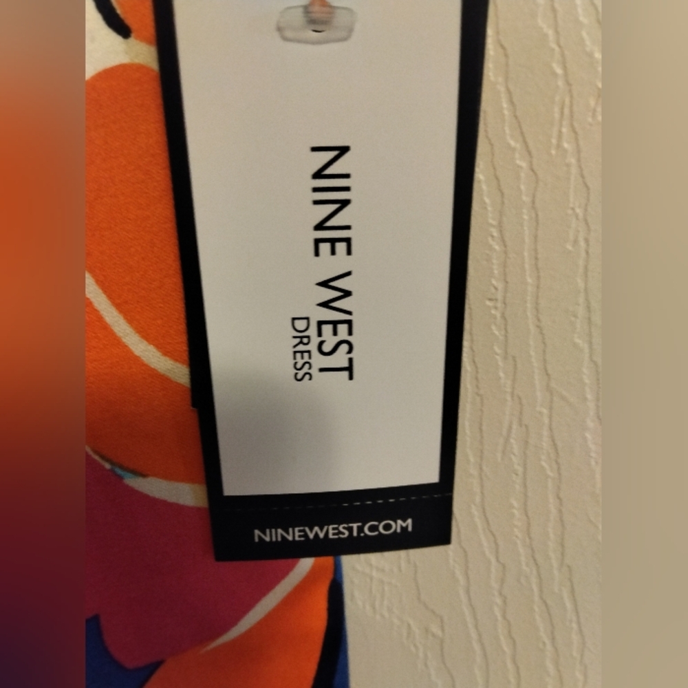 Women's NWT Nine West Dress - Picture 4 of 6